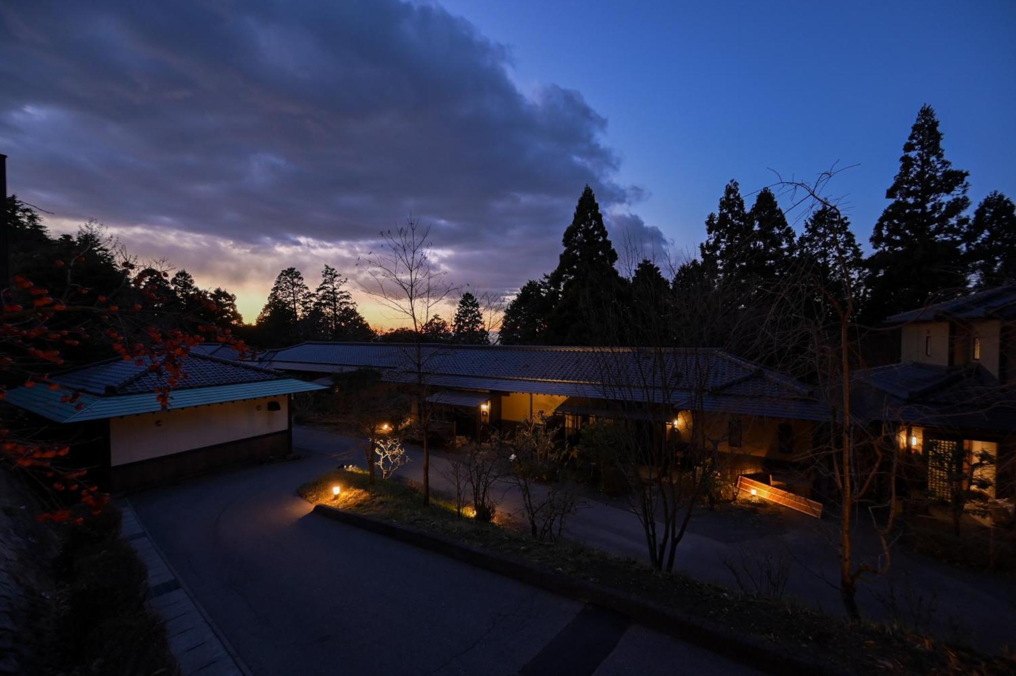 Kaze No Tani No Iori Hotel Gamagōri Exterior photo